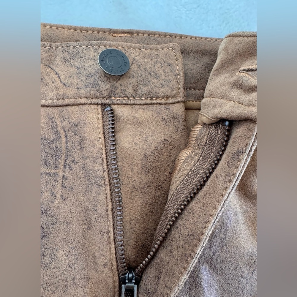 Chico’s Size 6 ( 0.5) Brown/tan faux leather 5 pocket pants. Like new condition - Picture 8 of 12